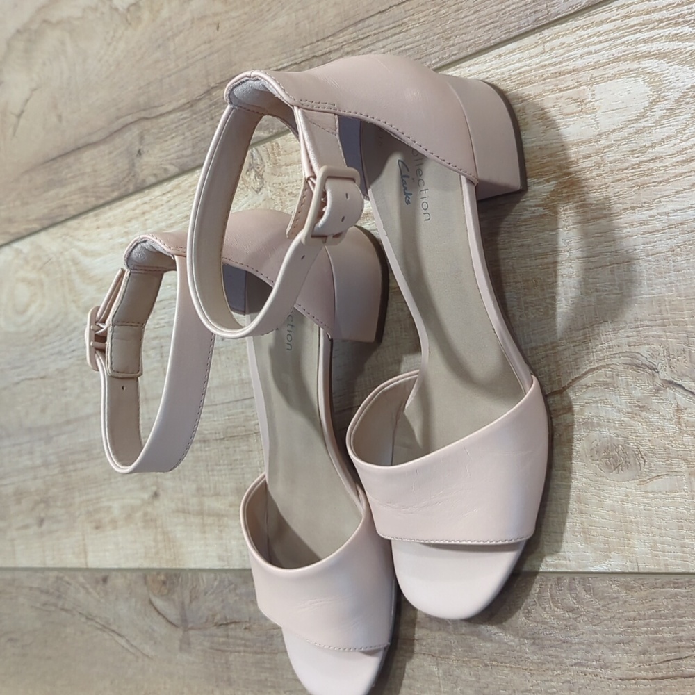 Clarks blush nude color low block heel ankle strap sandals
